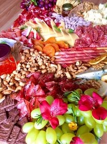 side image for Grazing Table G (Serve de 6 a 8 pessoas) - 1