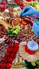 side image for Grazing Table G (Serve de 6 a 8 pessoas) - 3