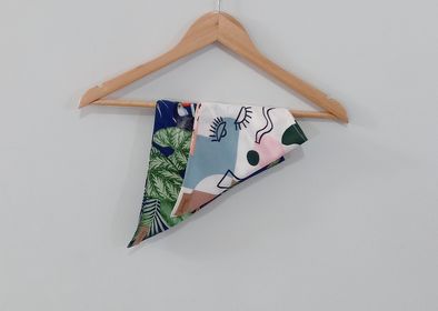 side image for Bandana Tucanos - 3