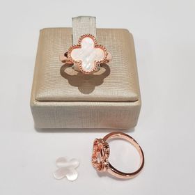 side image for Anel madrepérola flor  - 1