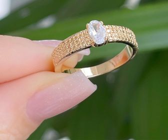 side image for Anel solitário cravejado oval  - 1