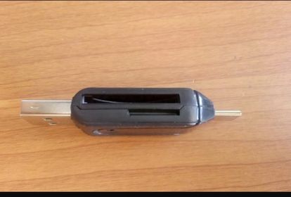side image for Adaptador C a  SD, micro SD, USB.  - 2