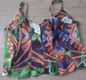 side image for BLUSA CROPPED ESTAMPADO PREESTREIA - 1