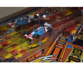 side image for Flipper Indianapolis 500 - 4