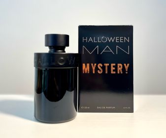 side image for Halloween Man Mystery - 1