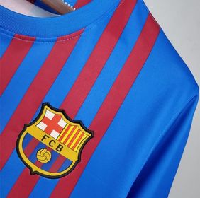side image for BARCELONA I 21/22 - 5
