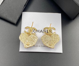 side image for Chanel arete - 3