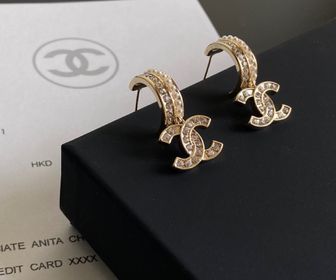 side image for Chanel arete - 1
