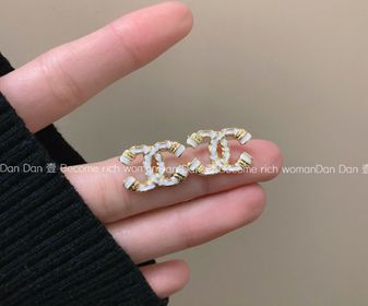 side image for Chanel arete - 3
