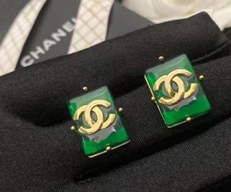 side image for Chanel arete - 1