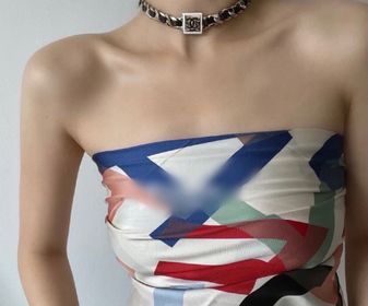 side image for Chanel collar - 3