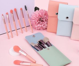 side image for Brochas pastel (AGOTADO) - 1