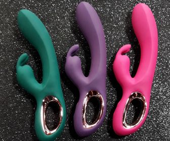 Vibrador Rabbit independente em 3 cores Recarregável