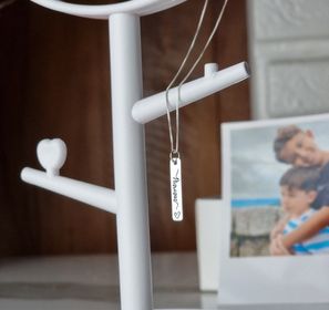 side image for Colar plaquinha com nome personalizada  - 1