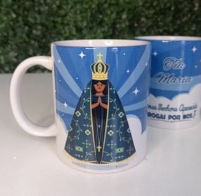 Caneca de cerâmica 