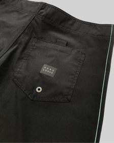 side image for Bermuda Água Hang Loose Fine Preta  - 2