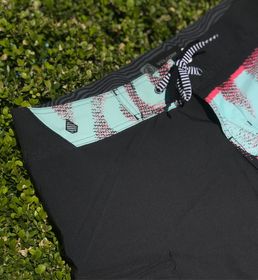 side image for Bermuda Água Volcom Reta Liberate  - 1