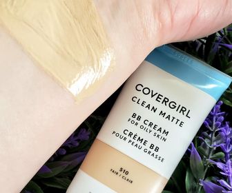 side image for Bb cream Clean matte Covergirl ❤️ tonos 560 deep - 1
