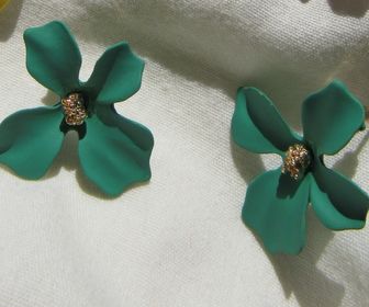 side image for Aretes porcelana - 1