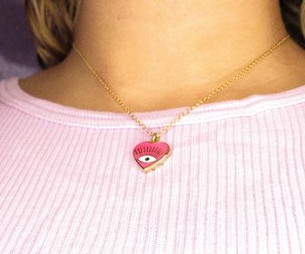 side image for Heart evil eye / Corazón de ojo turco - 1