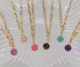 side image for Chocker caritas felices  - 2