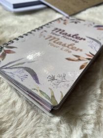 side image for MoneyMojo Planner - 6