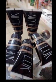 side image for Base Liquida  LUK Makeup  - 1