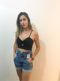 side image for Short mom  - 3