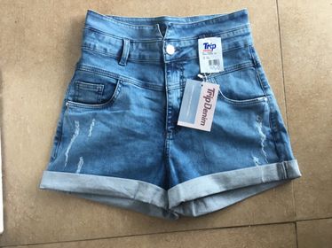 side image for Short mom  - 1