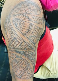 side image for Polynesian tattoo - 1