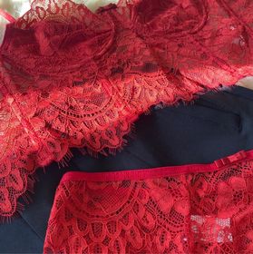 side image for Cropped Eloá Vermelho  - 2
