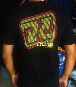 side image for Camiseta Cyclone 🌪️ G - 1