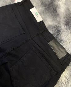 side image for Calça Jeans LACOSTE 🐊 - 3