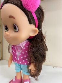 side image for Boneca Maria Clara Jp Vinil C/ Cabelo Artificial E Pom Pom - 2